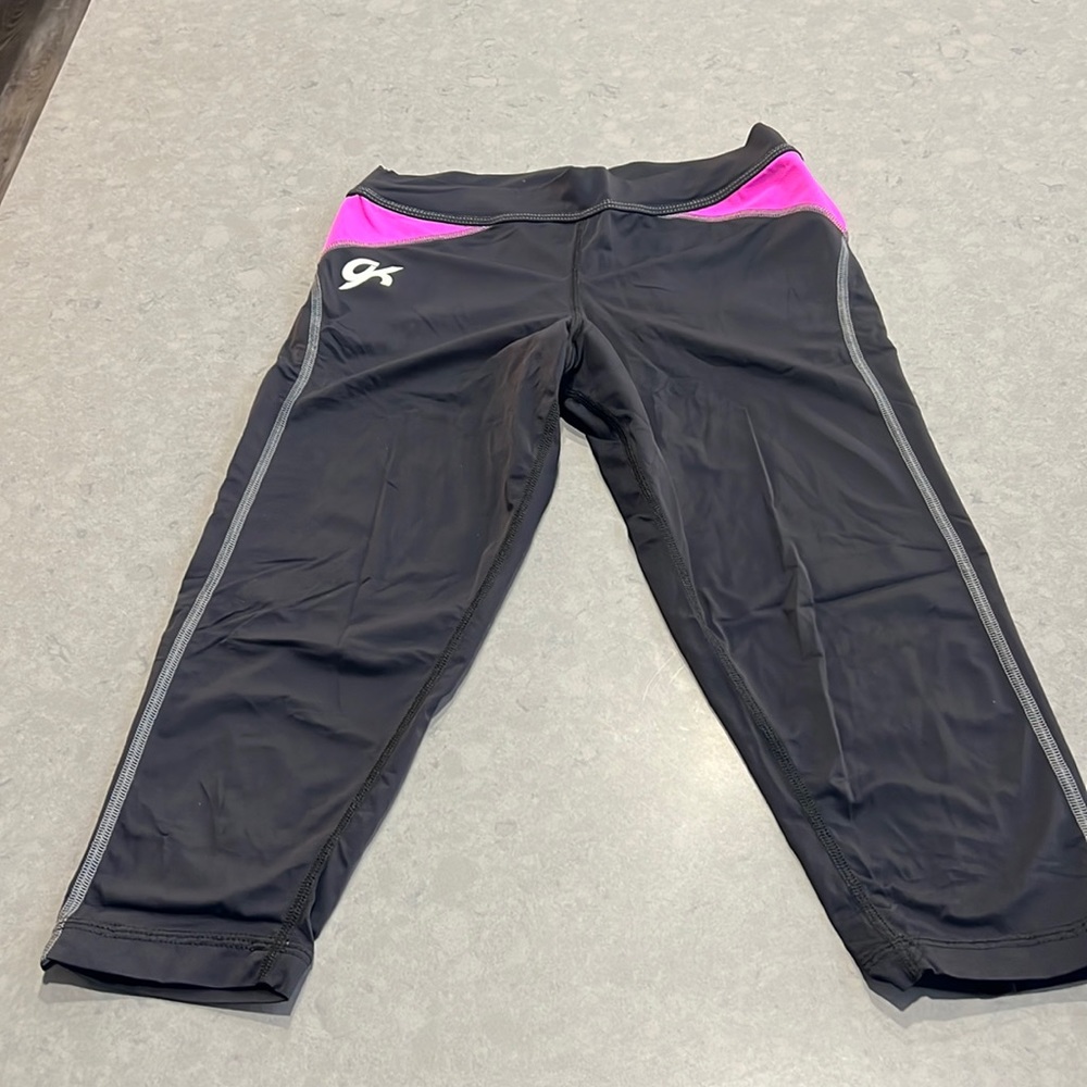 GK sport Capri gymnastics legging. Size AL